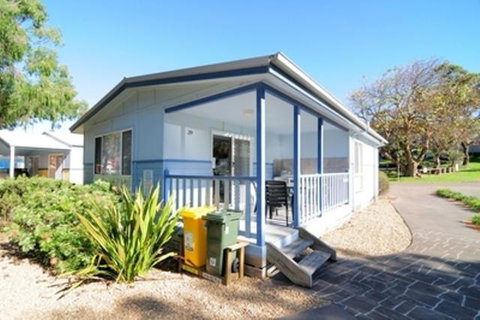 Kendalls Beach Holiday Park - Stayed 0