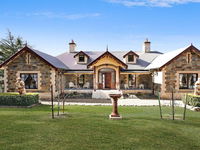 Kilburn - views as far as the eyes can see