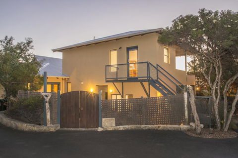 Kilifi Beach House - Stays Accommodation 1