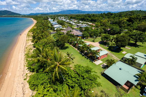 King Reef Beach House - Stays Accommodation 0