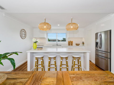 KINGY BEACH HOUSE @ 162 - Stayed 3