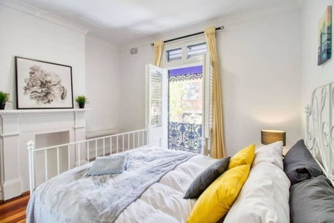 KOZYGURU Surry Hill 3 Bed Terrace Walk To Central Station - Stayed 3