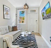 KOZYGURU SYDNEY CBD DARLINGHURST SPLIT LEVEL 2 BEDROOM TOWNHOUSE NDA023 - Stayed
