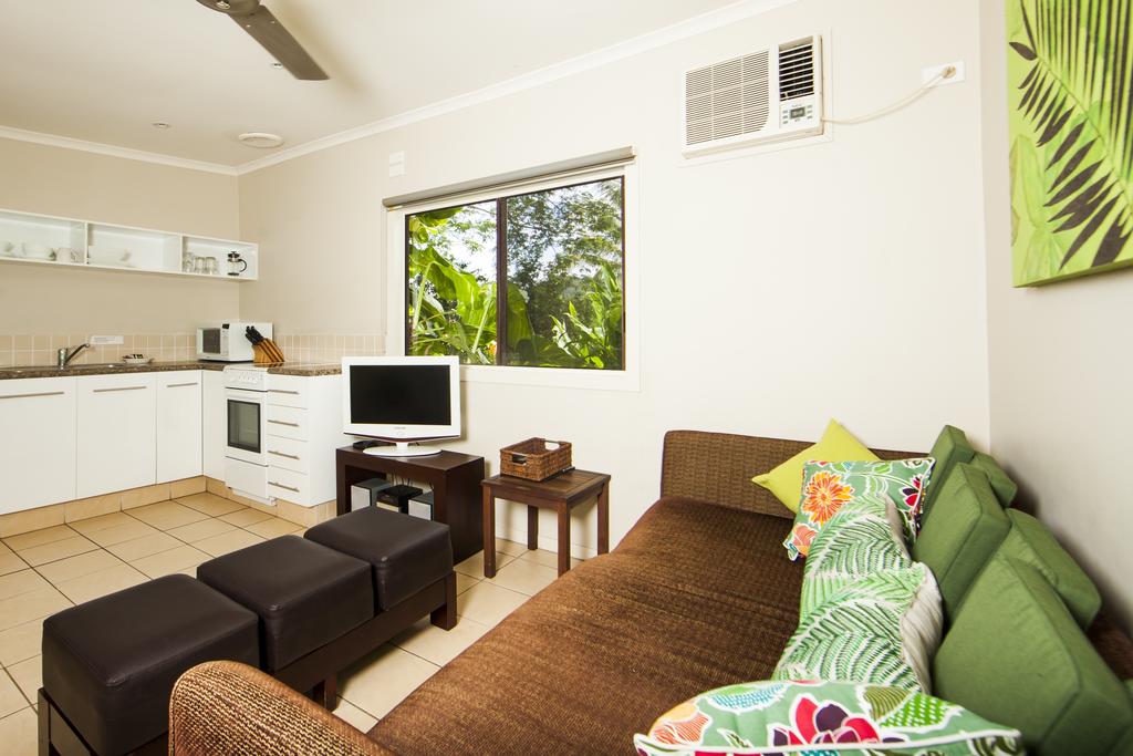 Caravonica QLD Stayed