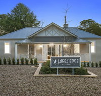 Lakes Edge - Stays Accommodation