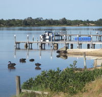 Lakes Waterfront Motel and Cottages with King Beds - Stayed