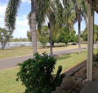Lakeside Lodge Motel - Stays Accommodation