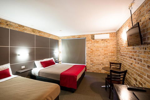 Lakeview Hotel Motel - Stayed 1