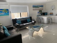 Book Barrack Point Accommodation Vacations Stayed Stayed