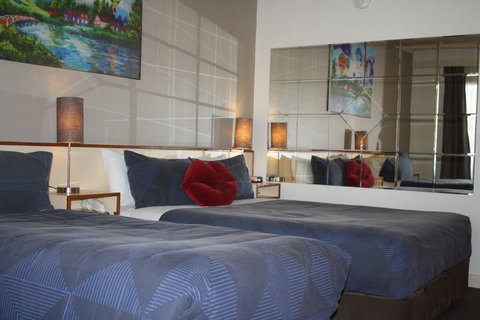 Leagues Motel - Stayed 1