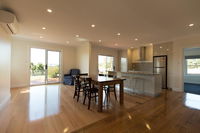 Book Relbia Accommodation Vacations Stayed Stayed