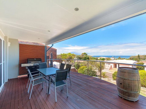 Lentara Dream @ Fingal Bay - Stayed 2