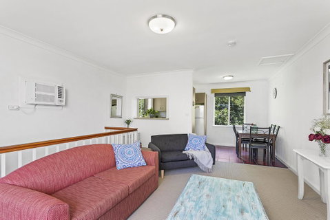 Lillian Street, Unit 1/2 - Stayed 3