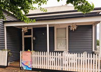 Book Casterton Accommodation Vacations Stayed Stayed