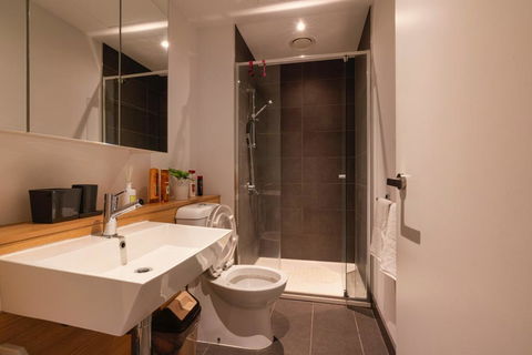 LUXE 2B Apartment Fully Furnished With Pool And Gym - Stayed 0