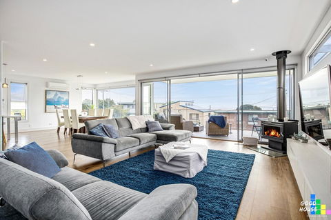 Luxe Retreat Dromana - Stays Accommodation 0