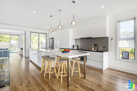 Luxe Retreat Dromana - Stays Accommodation 2