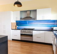 Luxurious Waterfront 10 minutes drive to Phillip Island sleeps 12 - Stayed