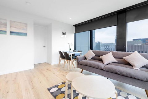 Luxury 2bed2bath Apt In The Heart Of Mel@Collins - Stayed 1