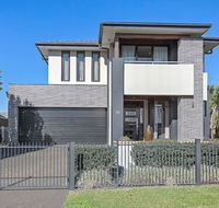 Luxury Brand New Home - Stayed