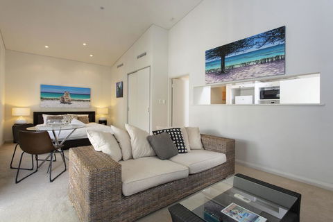 Luxury Modern Escapia - Stays Accommodation 3