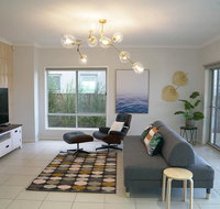 Luxury Waterfront Villa in Sanctuary Lakes - Stayed