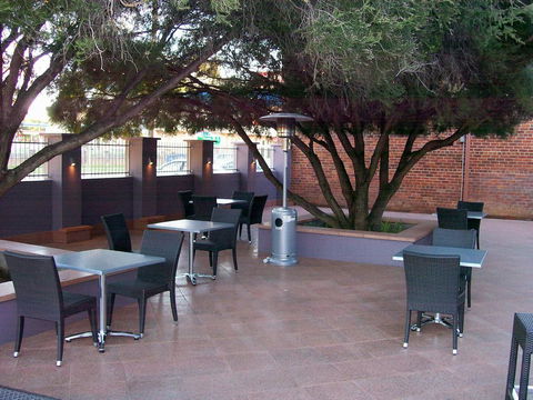 Mackellar Motel - Stayed 3