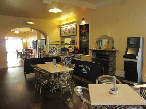 Maclean Hotel - Stayed 2