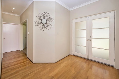 Macs Manor - Stays Accommodation 2