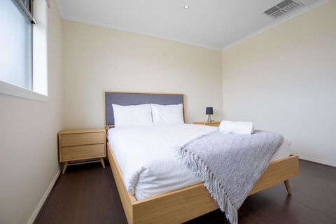 Magnificent Lux Stay@Mont Albert 4BR/WIFI/Garage - Stayed 2