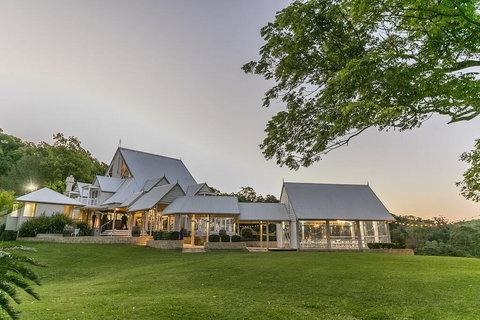 Maleny Manor - Stays Accommodation 3