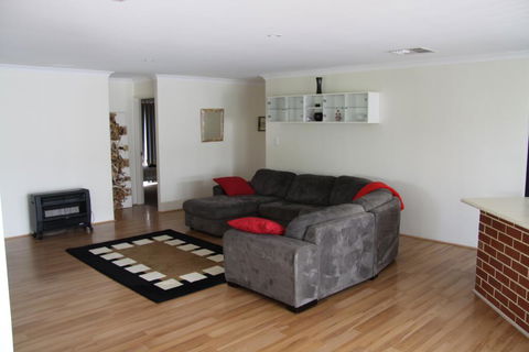 Mandurah Golf Links Retreat - Stayed 2