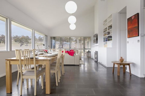 Manna Tree Farm -modern Home With Majestic Views In Stunning Countryside - Stays Accommodation 2