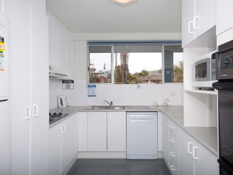 Marine Drive, Cirrus, Unit 6, 44 - Stayed 3