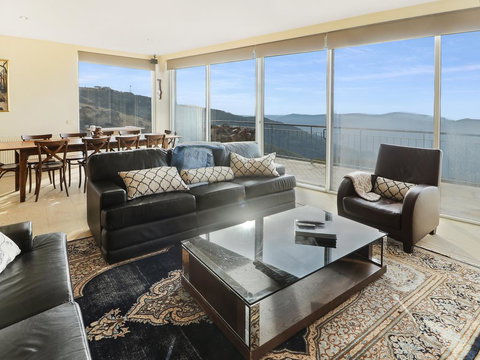 MarkII 4 West - Stayed 0