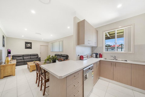 Marulan Stayz - Stays Accommodation 2