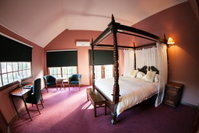 Book Sherbrooke Accommodation Vacations Stayed Stayed