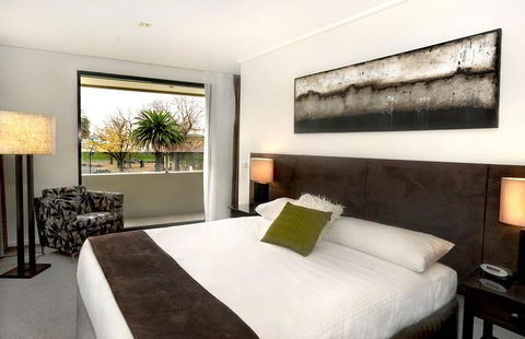 May Park Executive Apartments - Stays Accommodation 3