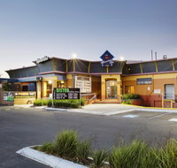 Meadow Inn Hotel-Motel - Stays Accommodation