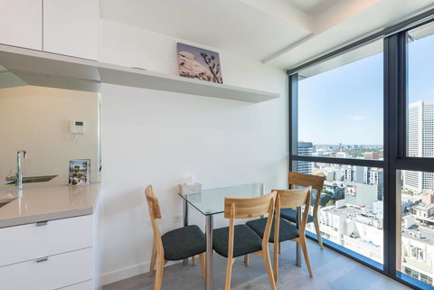 Melbourne CBD 1 Bedroom Deluxe@La Trobe Tower - Stayed 2