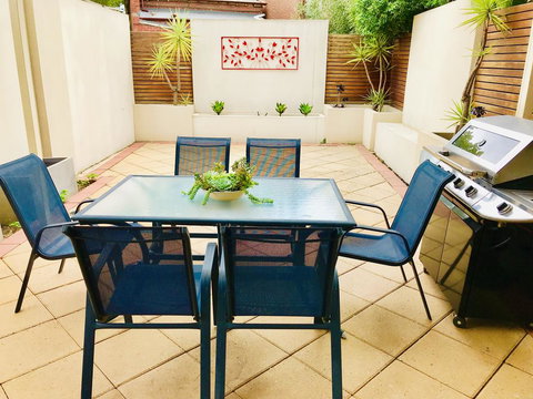 Melbourne Inner City Short Stay Near Flemington Racecourse Free Wifi And Netflix - Stayed 1