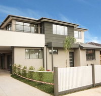 Melbourne Travel Station - Stays Accommodation
