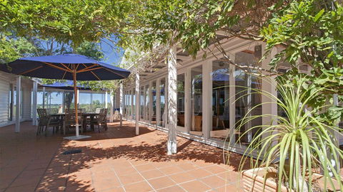Merricks North Retreat - Country Home On 5 Acres - Stayed 2