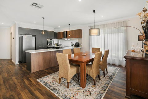 Modern Seaside Getaway Mornington - Stayed 0