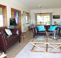 Montville House on the Hill - Stayed