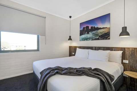 Moonlight Bay Apartments - Stayed 2