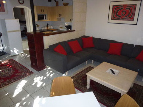 Morgano's Sea - Stays Accommodation 2