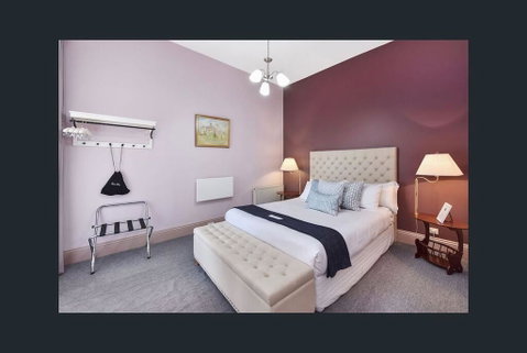 Mount Victoria Manor - Stayed 1
