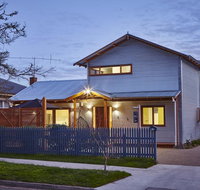 MounTin Hut - Central Bright