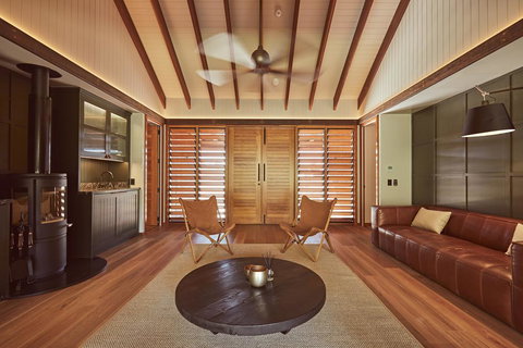 Mt Mulligan Lodge - Stays Accommodation 2